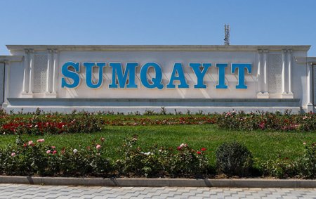 Sumqayıt Maşın Bazarının Müdiri Müşfiq Tarverdiyevin Liderliyi və Sosial Məsuliyyəti